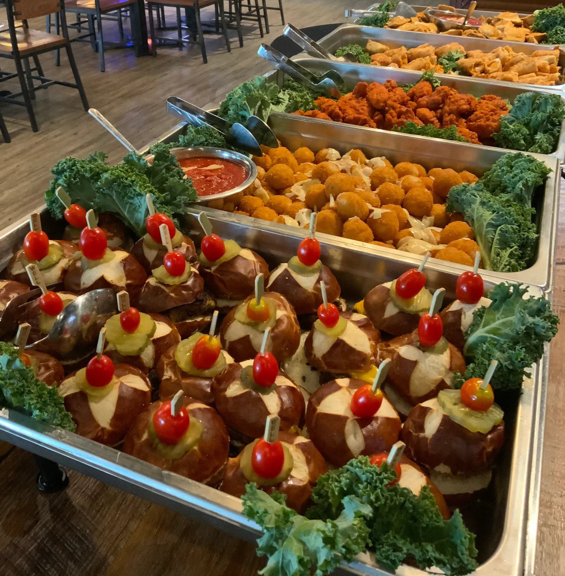 buffet meals served at edisons