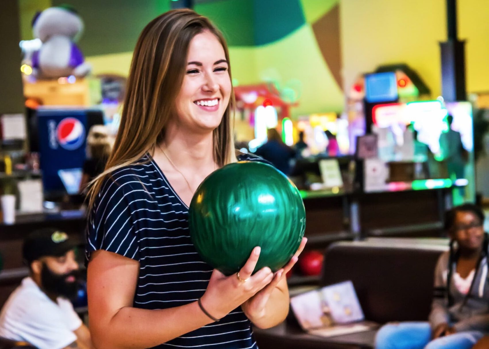 Edison’s Entertainment Bowling, Laser Tag, Arcade & Restaurant in St